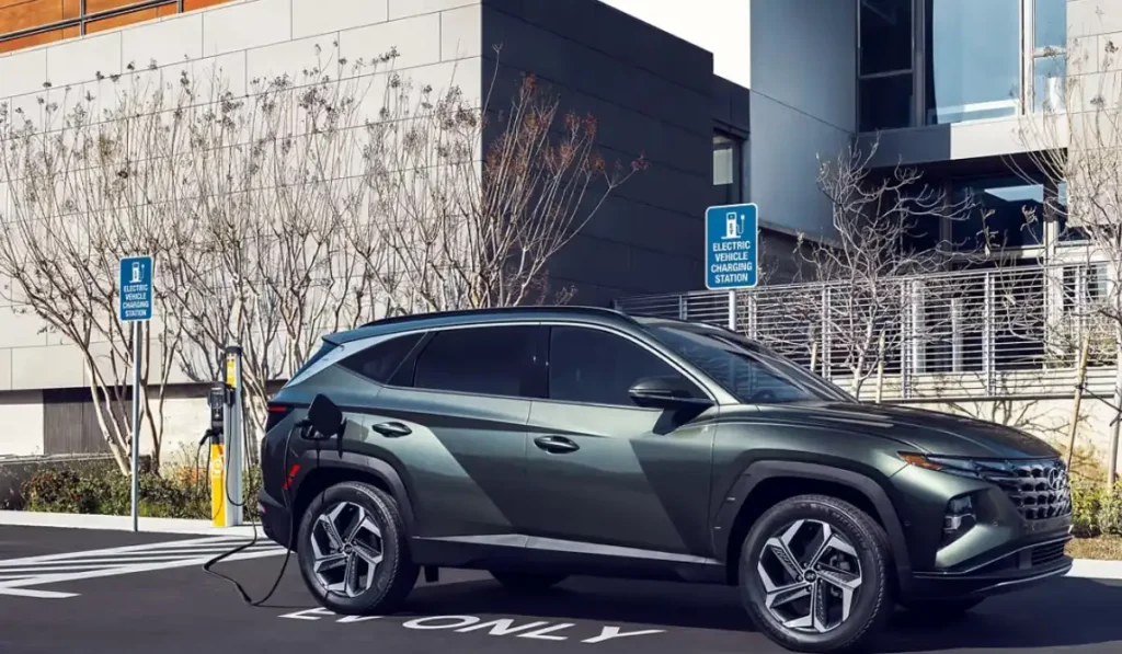 new hybrid hyundai car